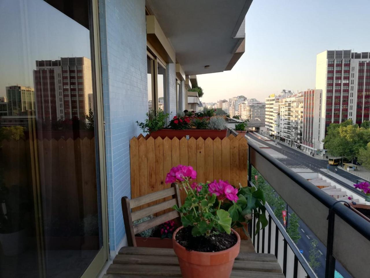 Republica83-Campo Pequeno Home Лиссабон Экстерьер фото